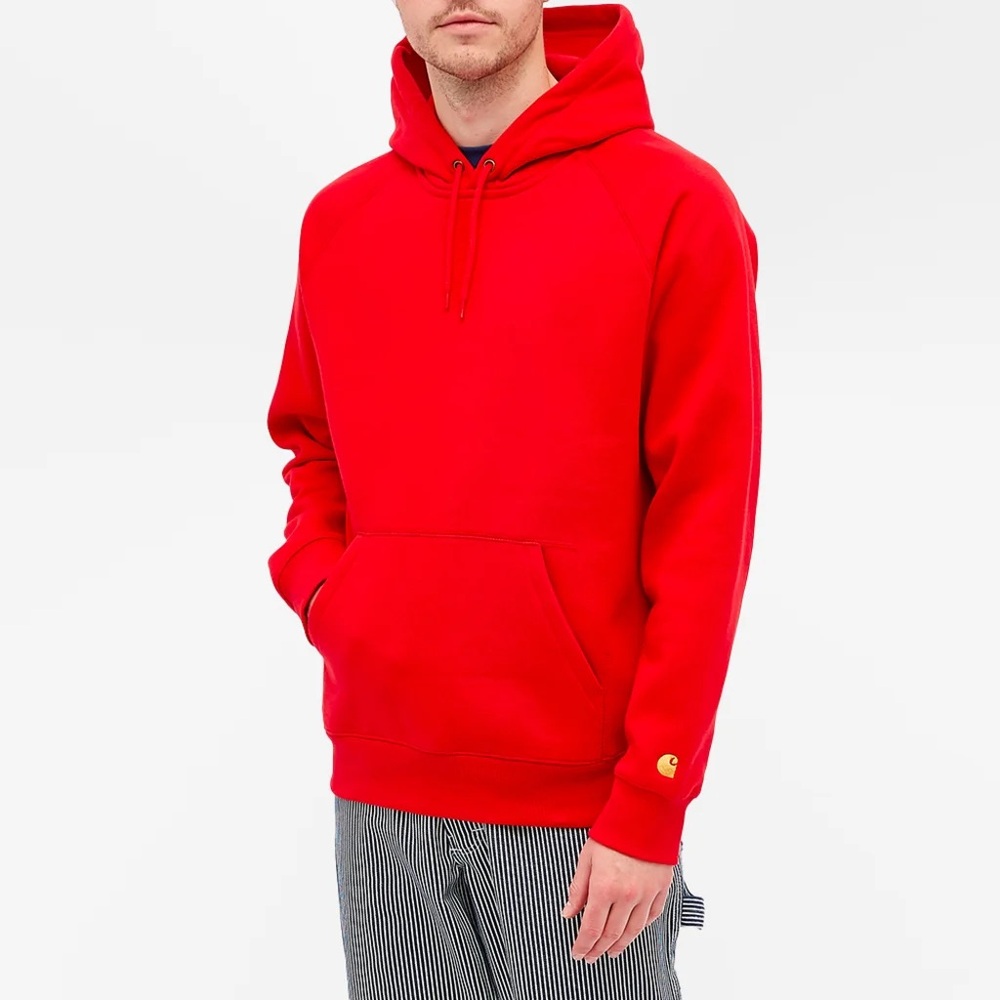 CARHARTT WIP HOODED CHASE SWEAT
Etna Red & Gold